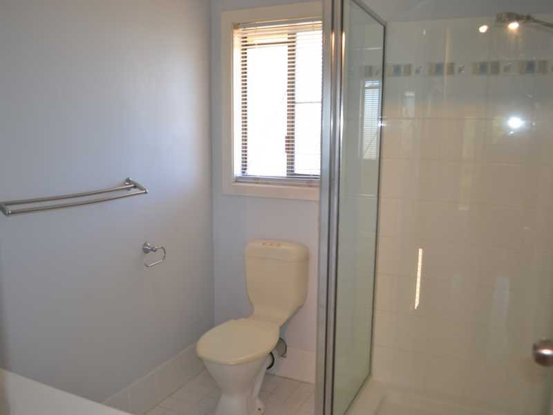 Unit 2/26 Beach Avenue TANNUM SANDS 3