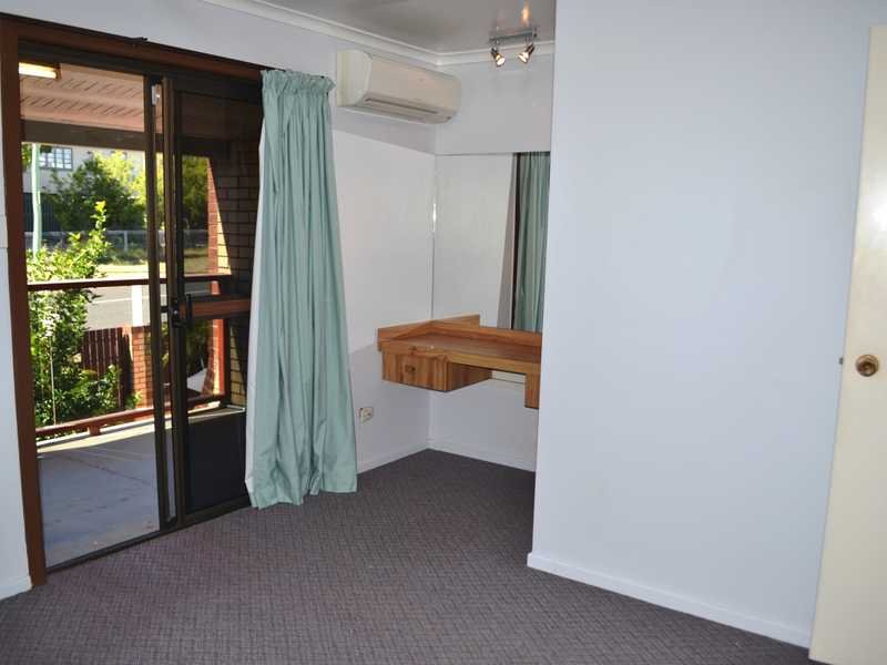Unit 2/26 Beach Avenue TANNUM SANDS 7