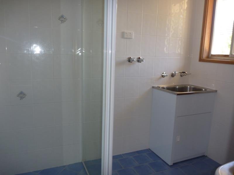 Unit 2/263 Bourke Street TOLLAND 4