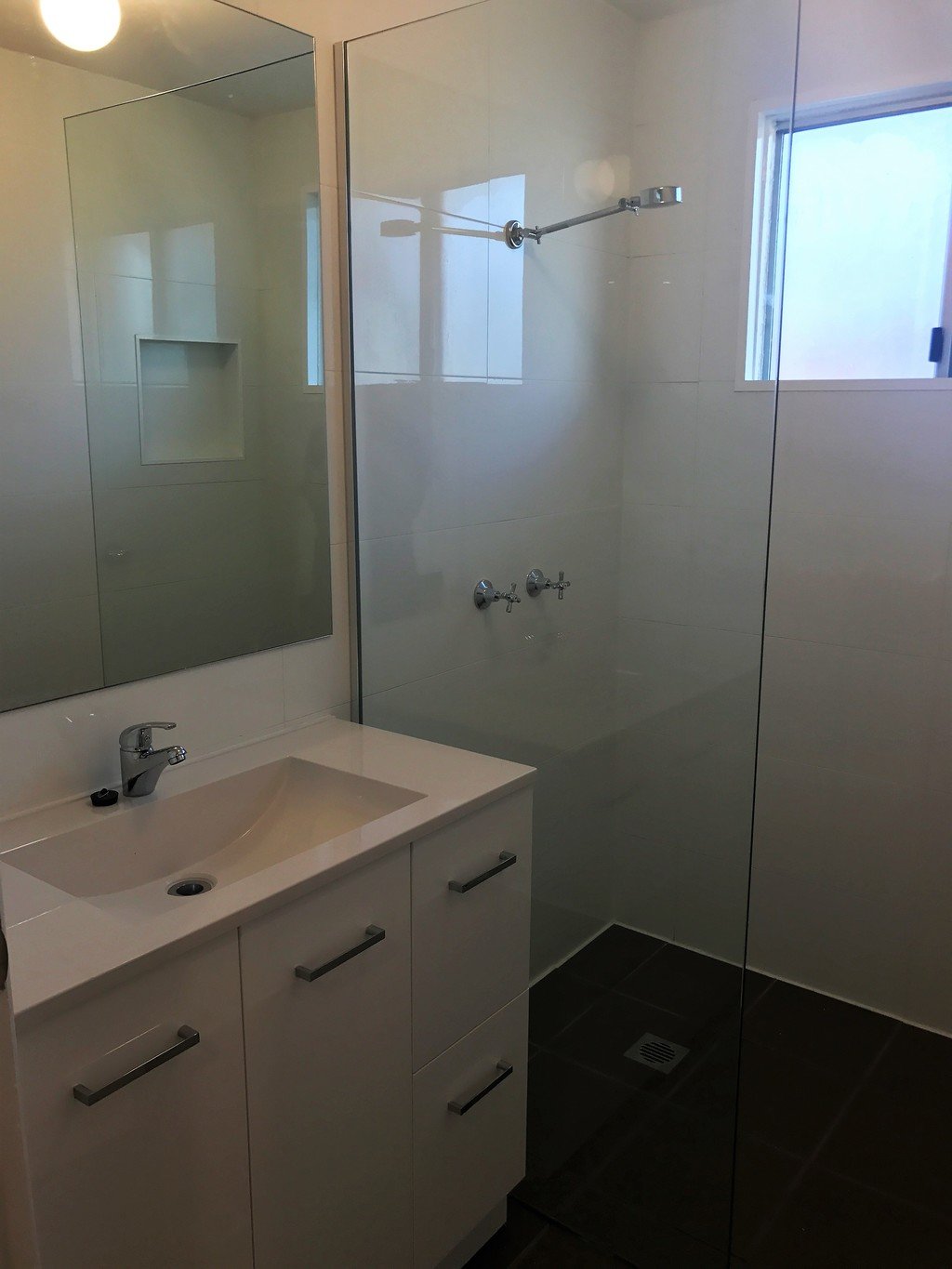 Unit 2/280 Coolangatta Road BILINGA 9