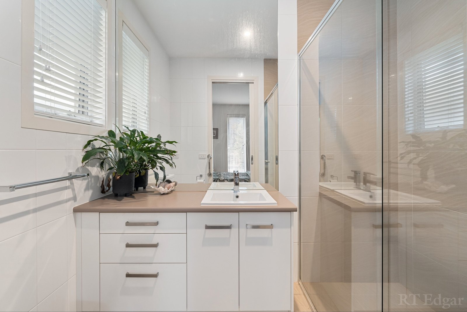 Real Estate and Property in Unit 2/29 Hygeia Street, Rye, VIC