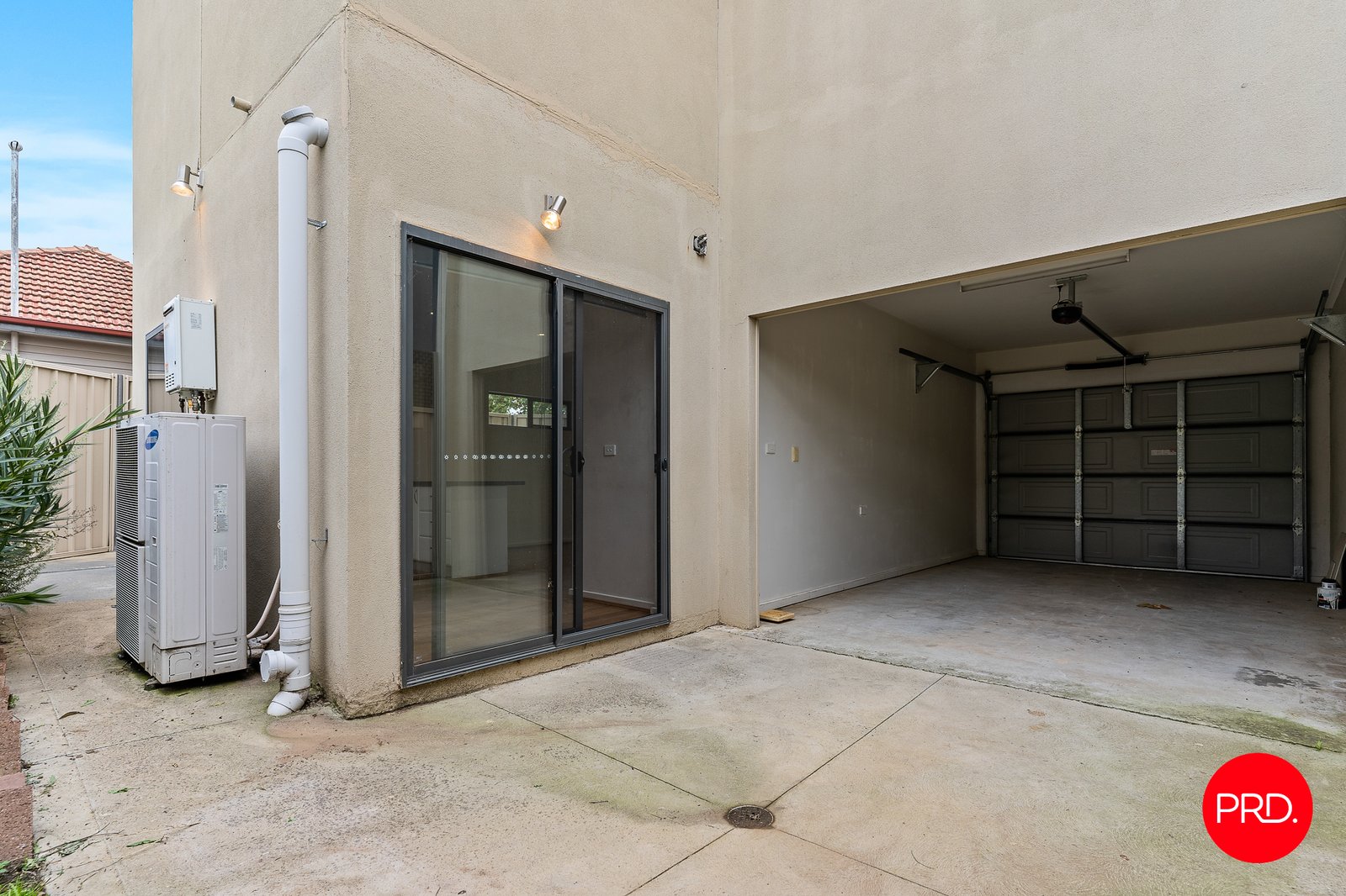 Unit 2/3 High Street KANGAROO FLAT 10