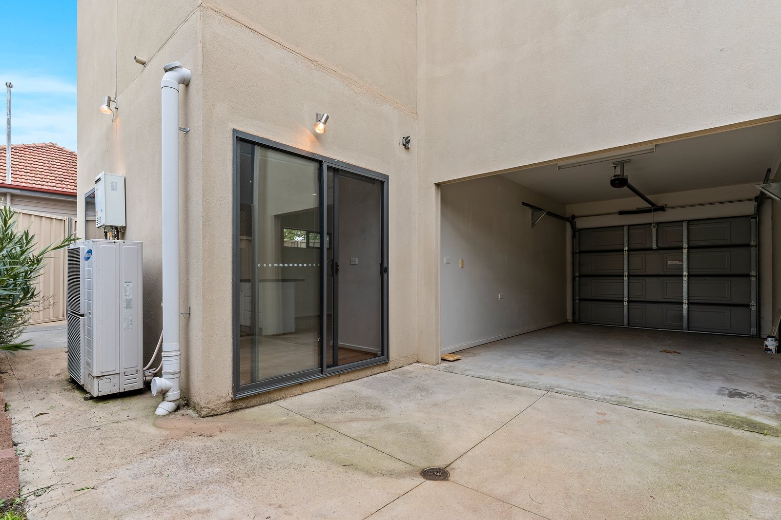 Unit 2/3 High Street KANGAROO FLAT 10