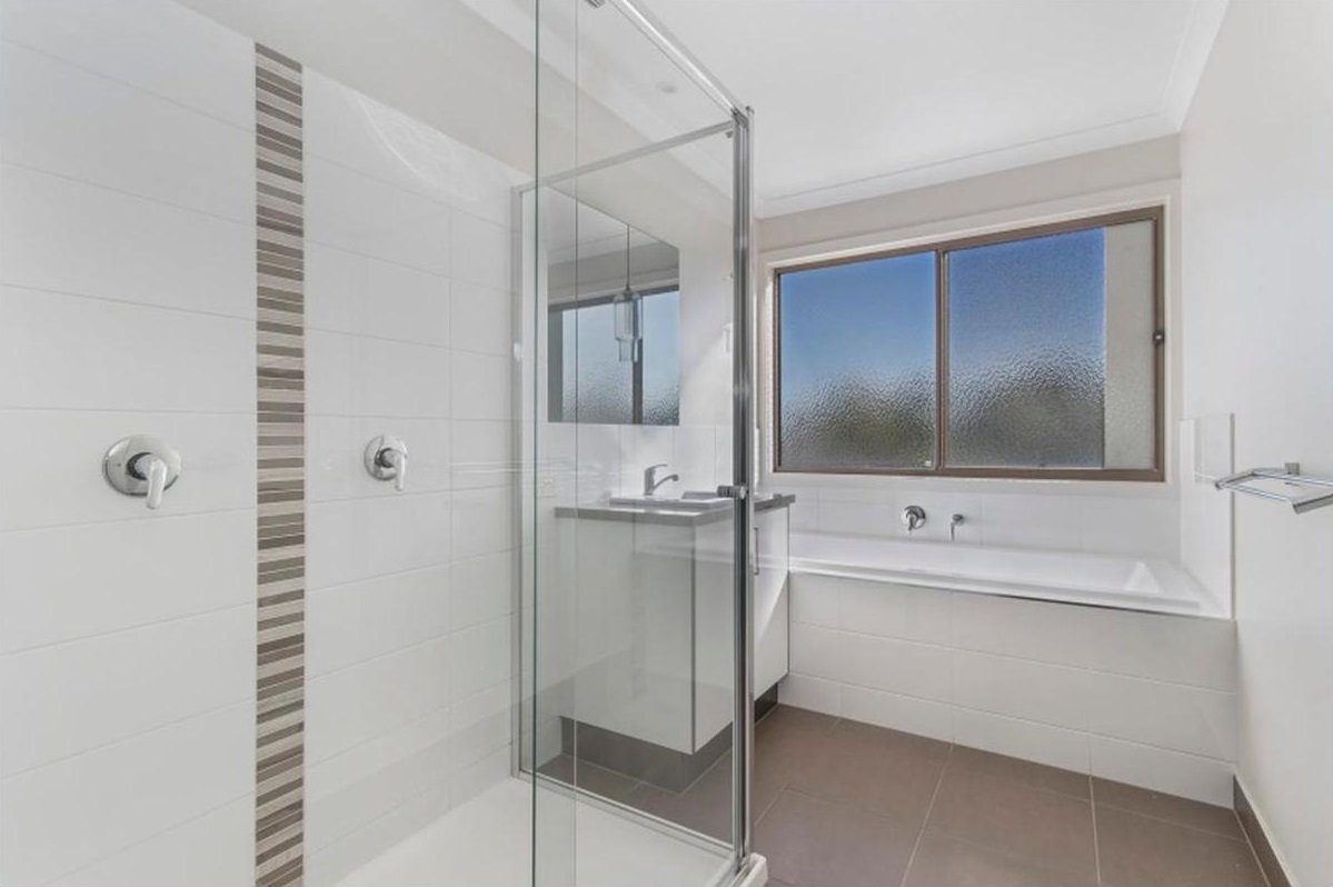 Unit 2/3 Leigh Avenue KENNINGTON 4