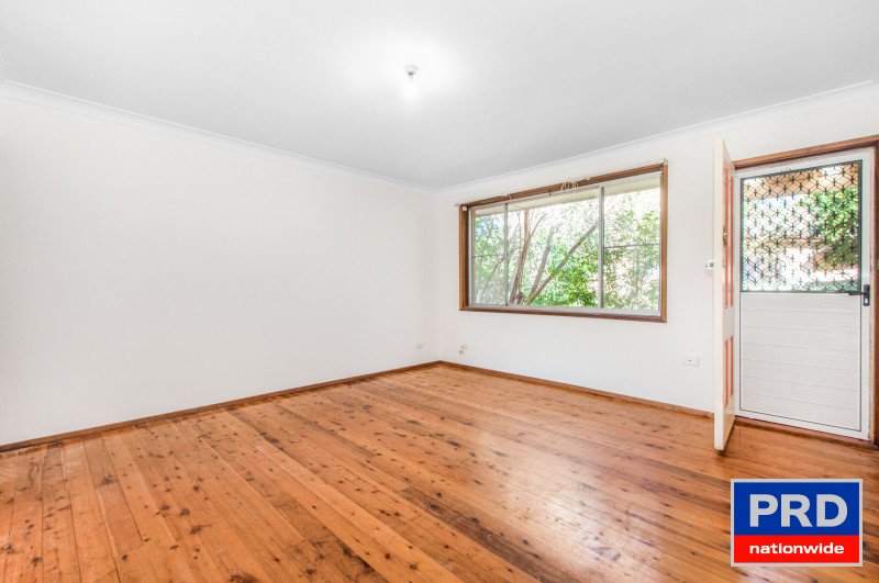 Unit 2/3 Rachel Crescent UNANDERRA 4