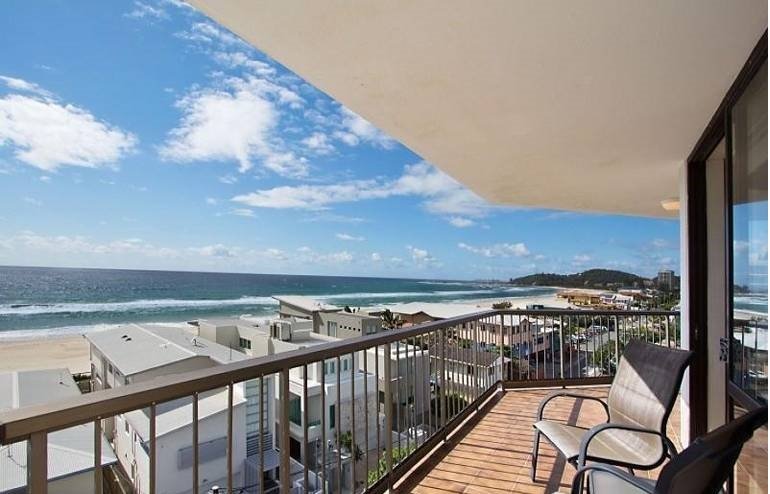 Unit 23/1111 Gold Coast Highway PALM BEACH 3