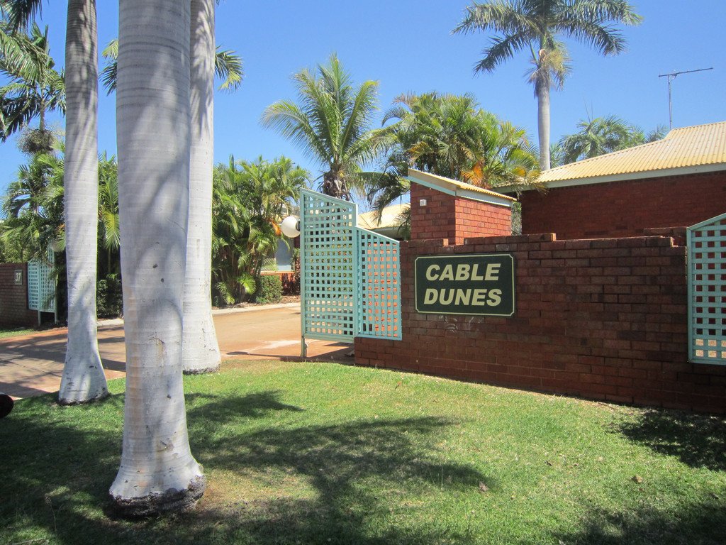 Unit 2/37 Taylor Road CABLE BEACH 2