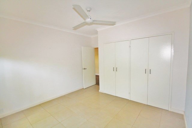 Unit 2/37 Taylor Road CABLE BEACH 8