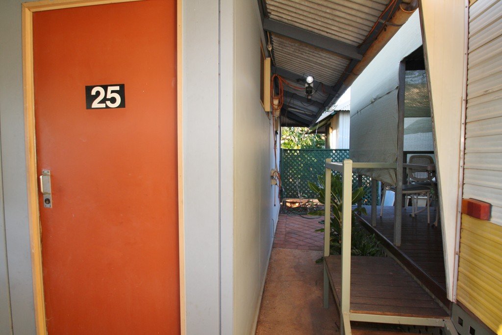 Unit 25/122 Port Drive CABLE BEACH 12