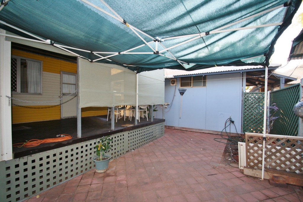 Unit 25/122 Port Drive CABLE BEACH 21