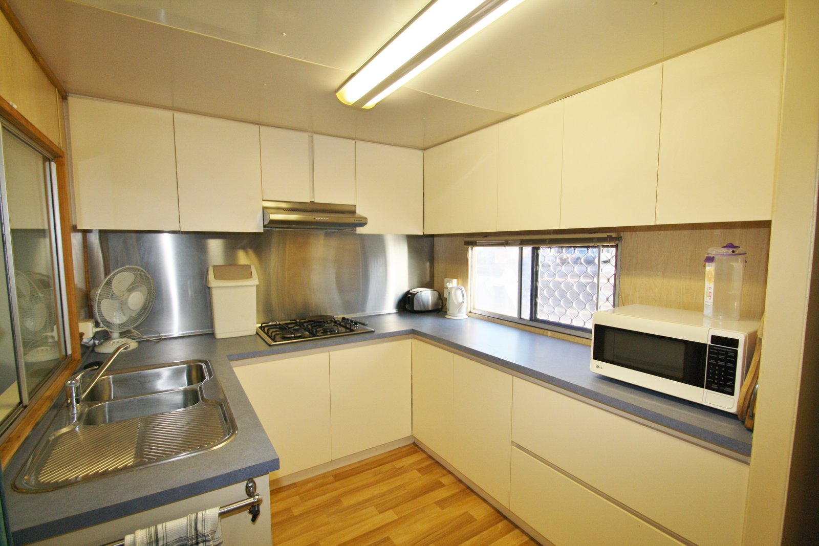 Unit 25/122 Port Drive CABLE BEACH 5