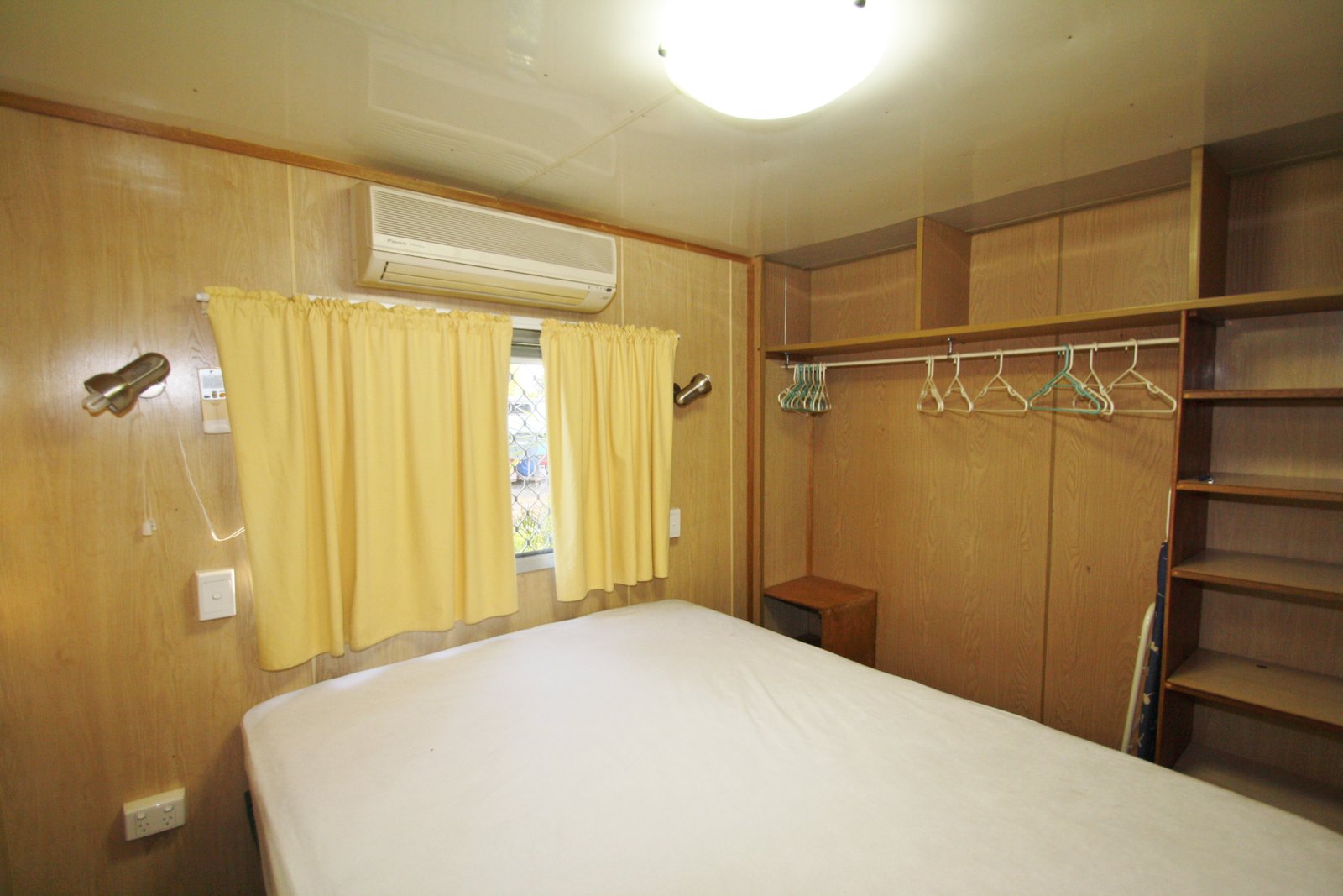 Unit 25/122 Port Drive CABLE BEACH 9