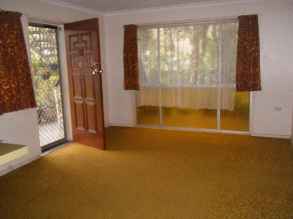 Unit 2/6 Ikkina Road BURLEIGH HEADS 2