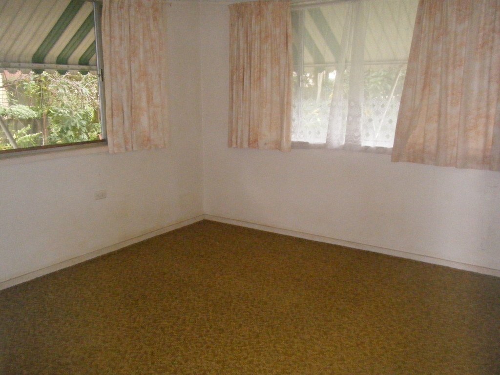 Unit 2/6 Ikkina Road BURLEIGH HEADS 4