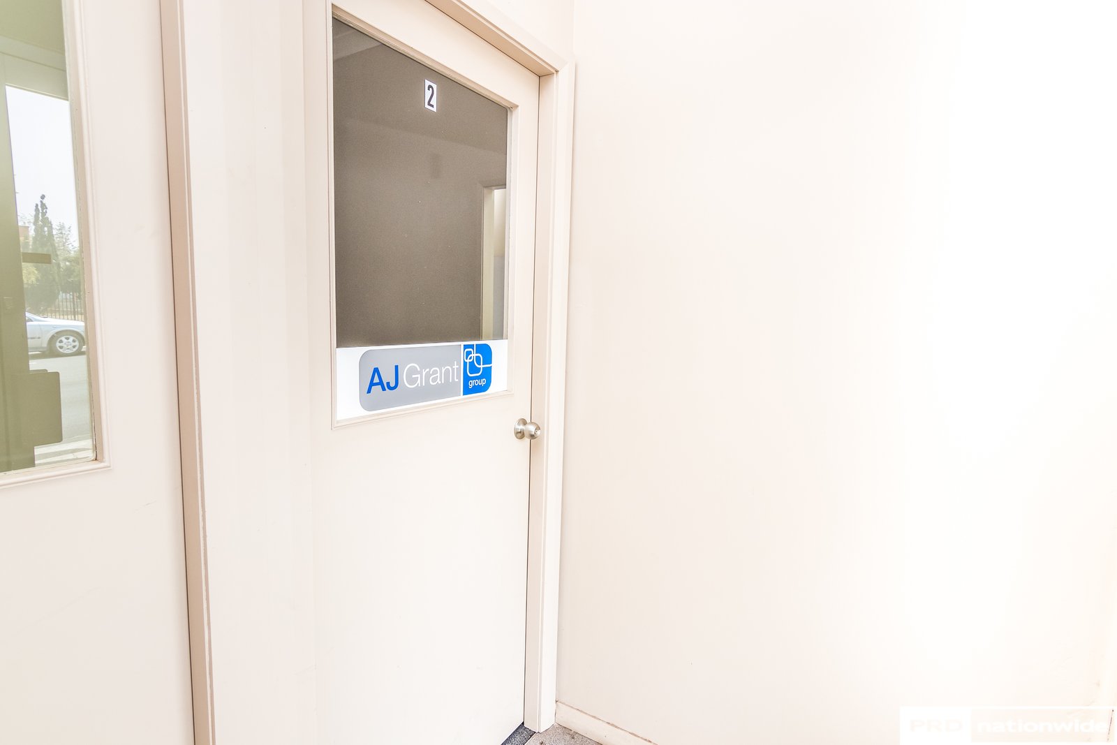 Unit 2/86 Bridge Street TAMWORTH 5