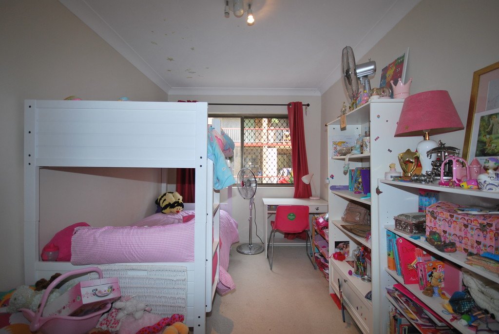 Unit 3 1933 Gold Coast Highway BURLEIGH HEADS 5