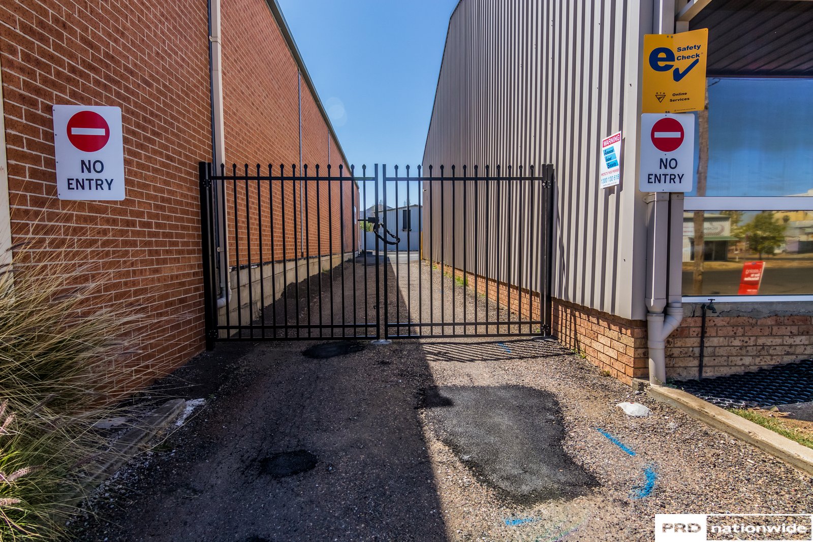 Unit 3, 20 Crown Street TAMWORTH 15