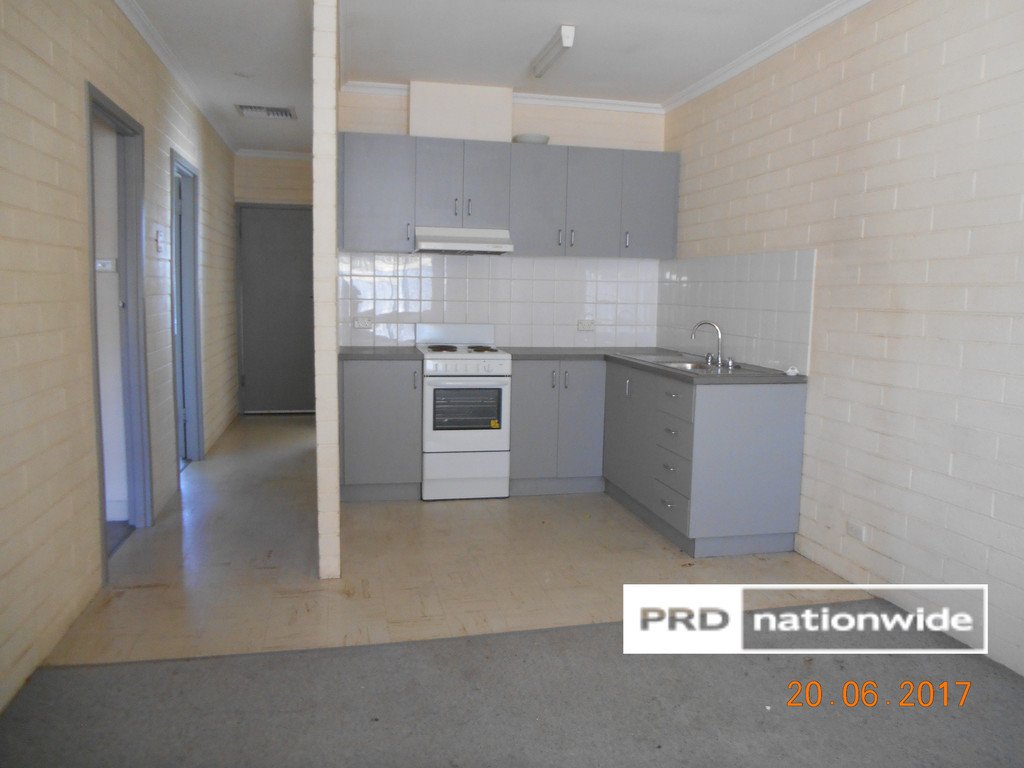 Unit 3, 238 Deakin Avenue MILDURA 2