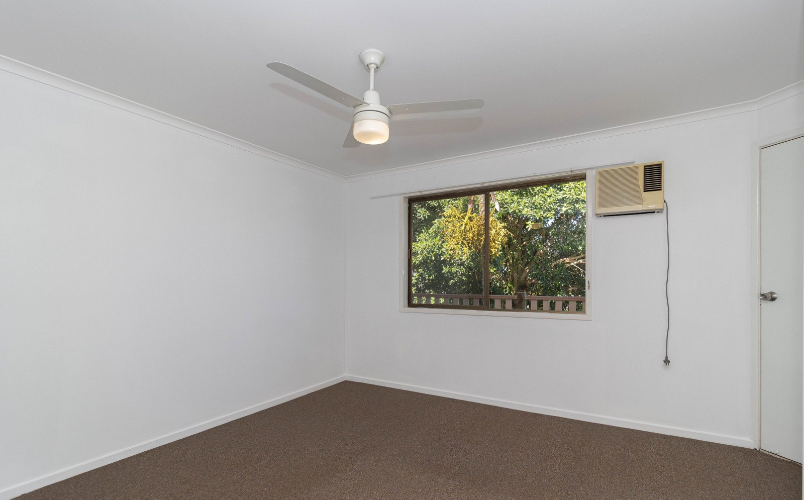 Unit 3/10 Hibiscus Street  URANGAN 7