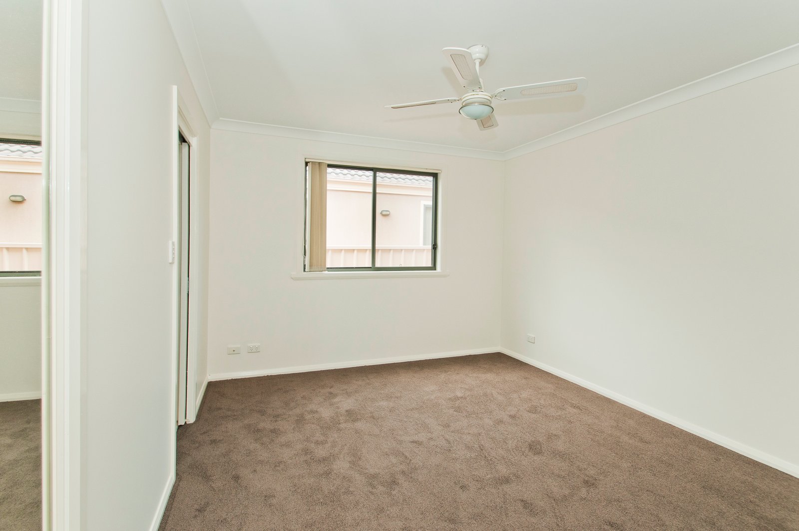 Unit 3/122 Bong Bong Road HORSLEY 3