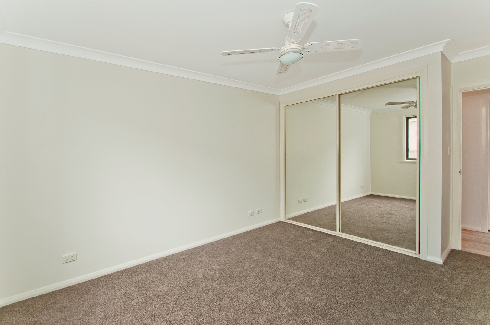 Unit 3/122 Bong Bong Road HORSLEY 4