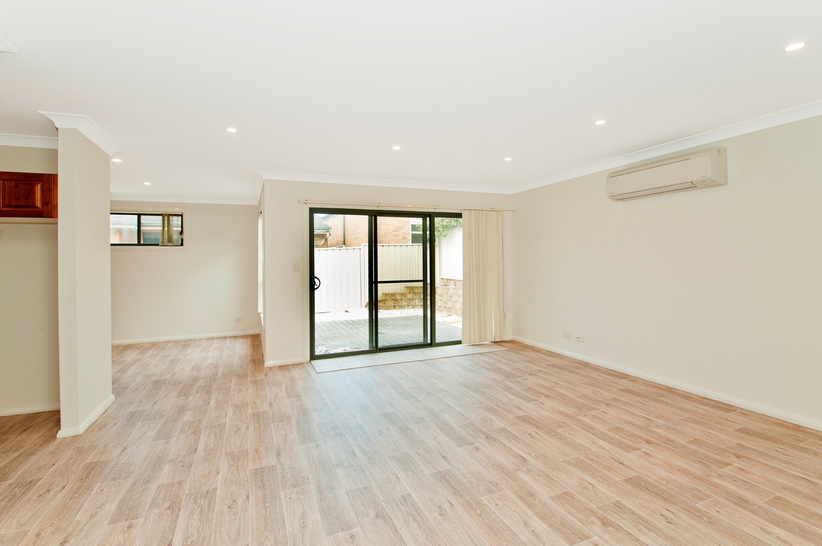 Unit 3/122 Bong Bong Road HORSLEY 8