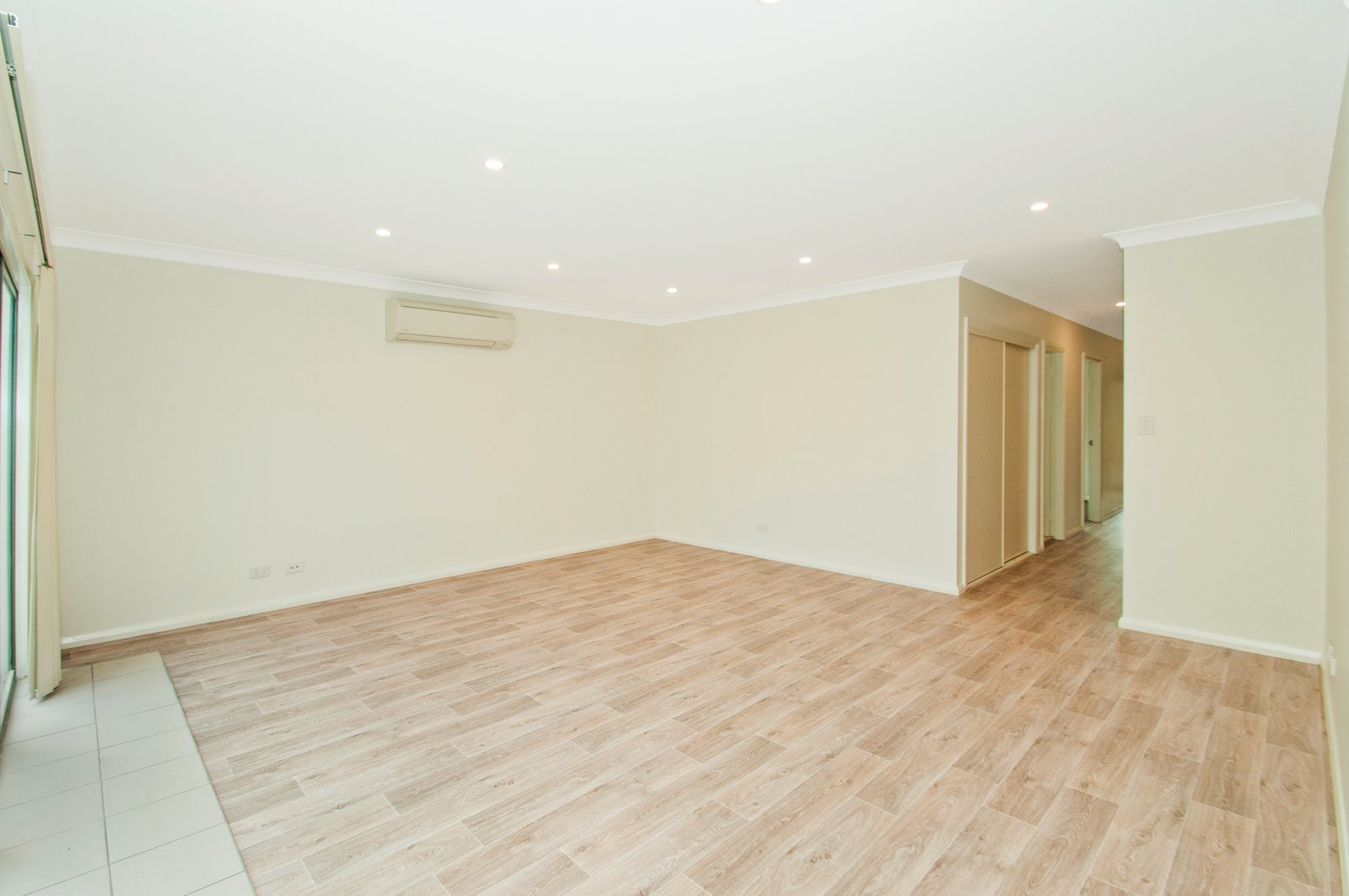 Unit 3/122 Bong Bong Road HORSLEY 11