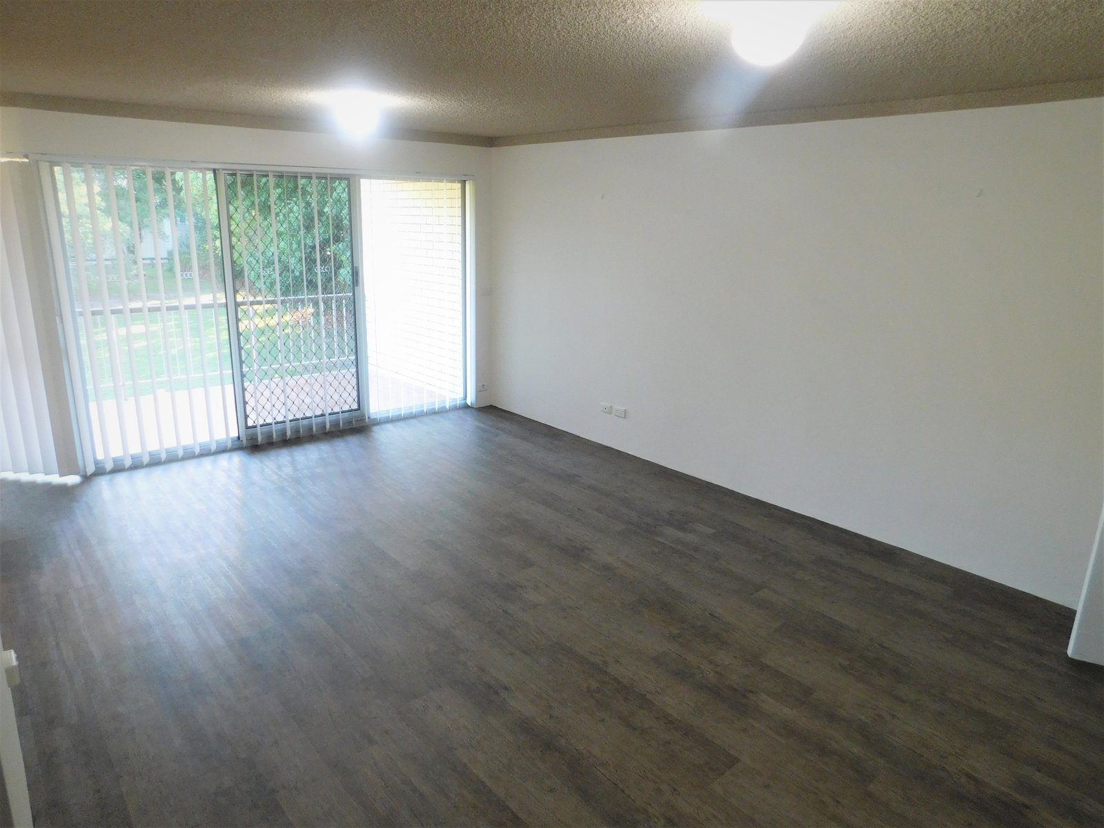 Unit 3/1971 Gold Coast Highway BURLEIGH HEADS 4