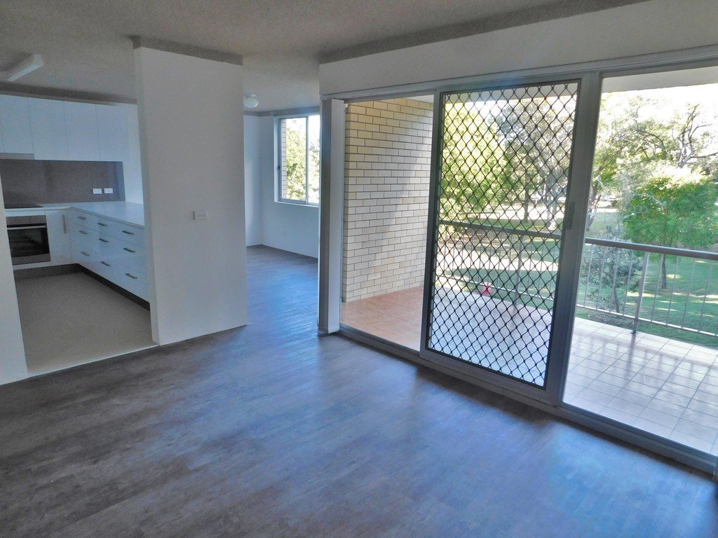 Unit 3/1971 Gold Coast Highway BURLEIGH HEADS 6