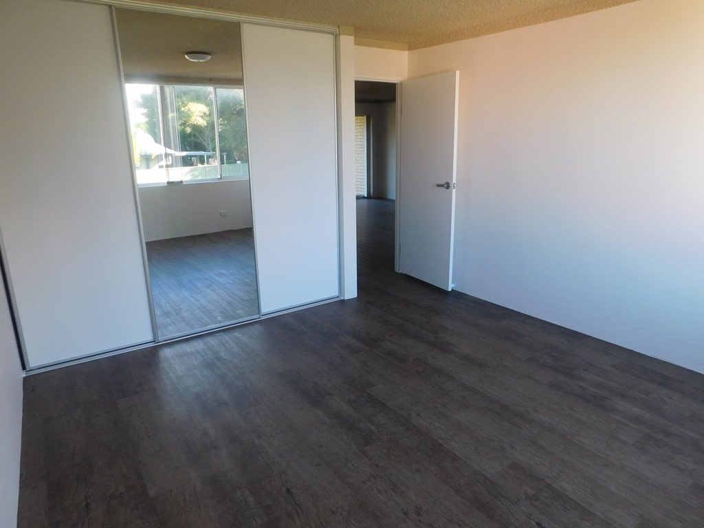 Unit 3/1971 Gold Coast Highway BURLEIGH HEADS 8