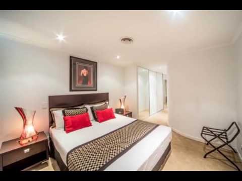 Unit 323 Shingley Drive CANNONVALE 4
