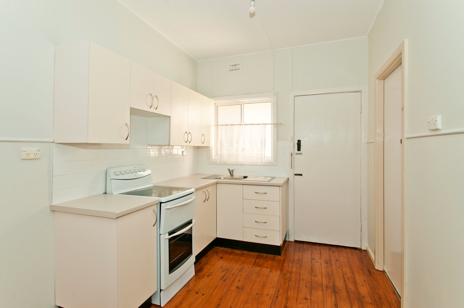 Unit 3/26 Unara Road DAPTO 2