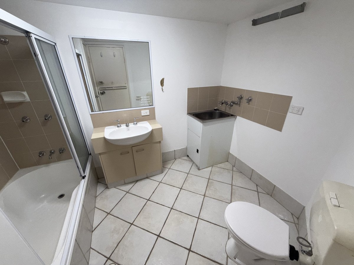Unit 347/15 Burleigh Street BURLEIGH HEADS 14