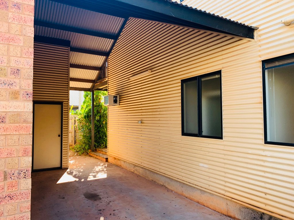 Unit 3/5-7 Herbert Street BROOME 2