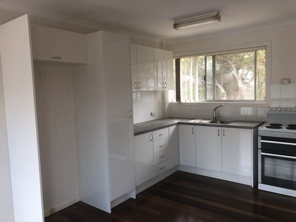 Unit 3/51 Hayle Street BURLEIGH HEADS 2