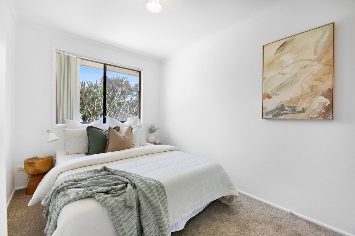 Unit 3/77 Sunshine Parade MIAMI 11