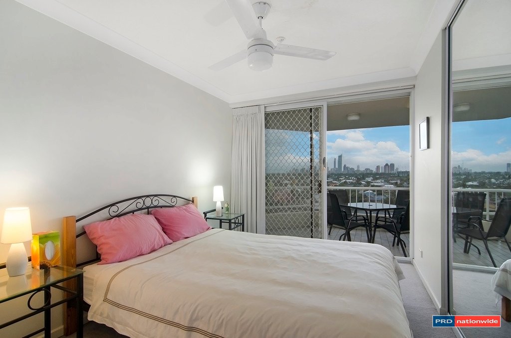 Unit 38/56 Hooker Bvd BROADBEACH 8