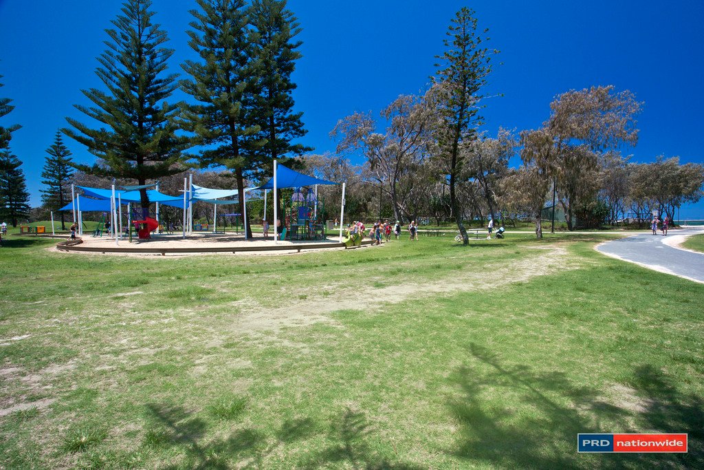 Unit 38/56 Hooker Bvd BROADBEACH 18