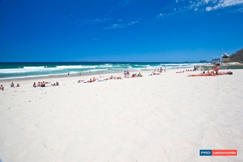 Unit 38/56 Hooker Bvd BROADBEACH 21