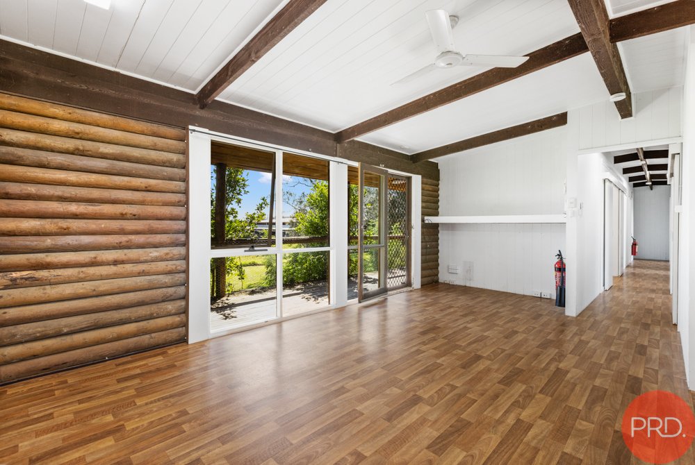 unit 4/107 Windermere Road LOCHINVAR 4