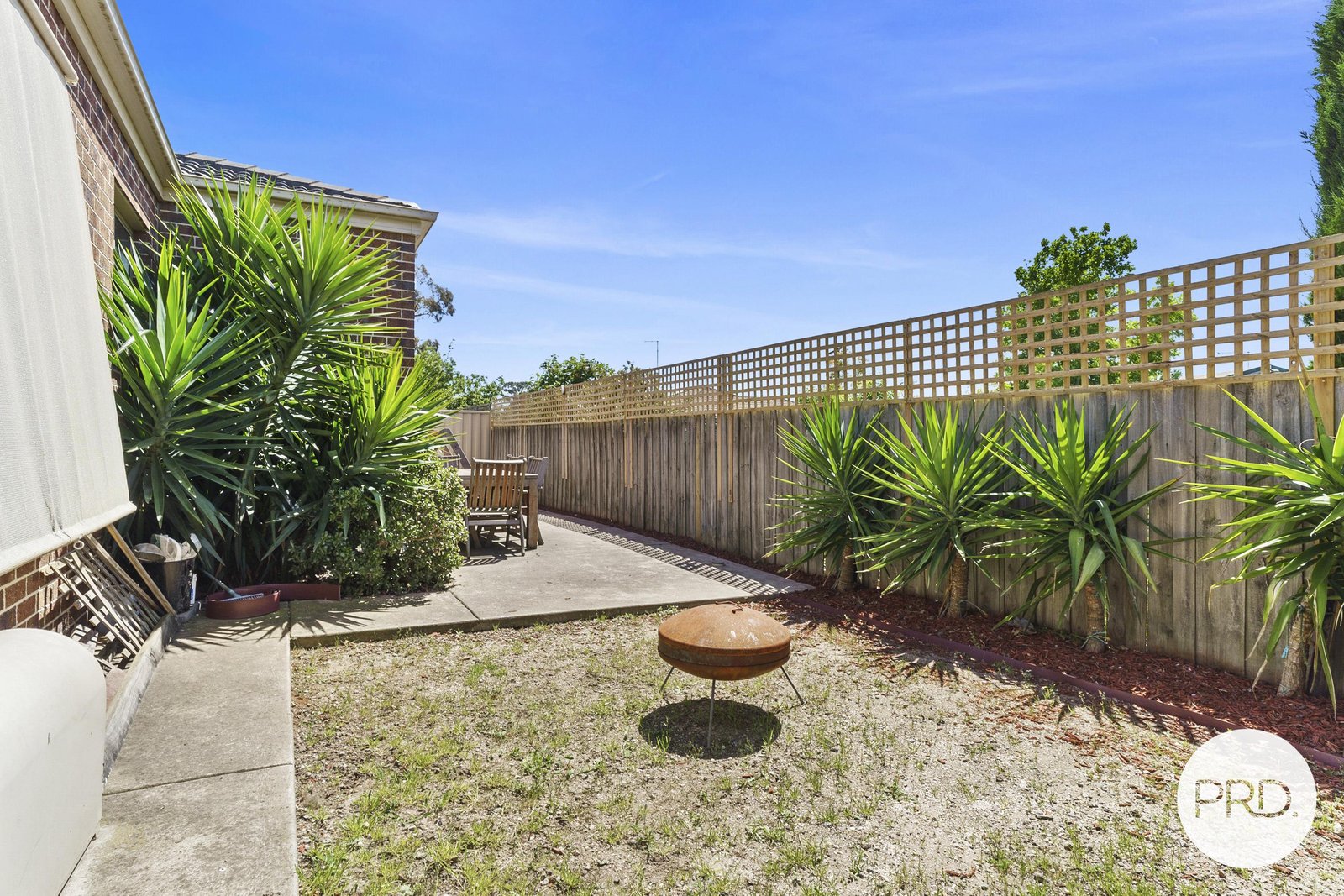 Unit 4/15 Spencer Street SEBASTOPOL 8