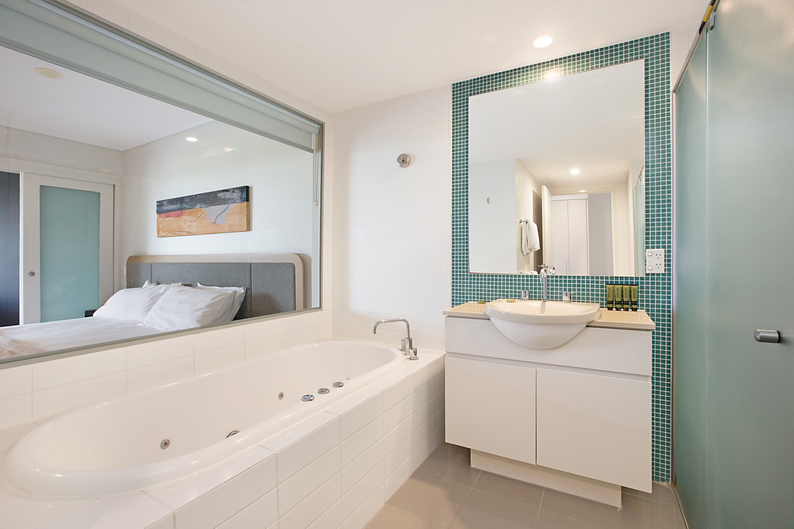 Unit 4310 "Peppers Resort" 1-25 Bells Boulevard KINGSCLIFF 7