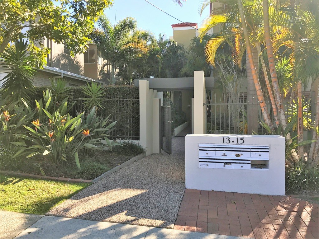 Unit 5 / 13-15 Stephens Street BURLEIGH HEADS 1