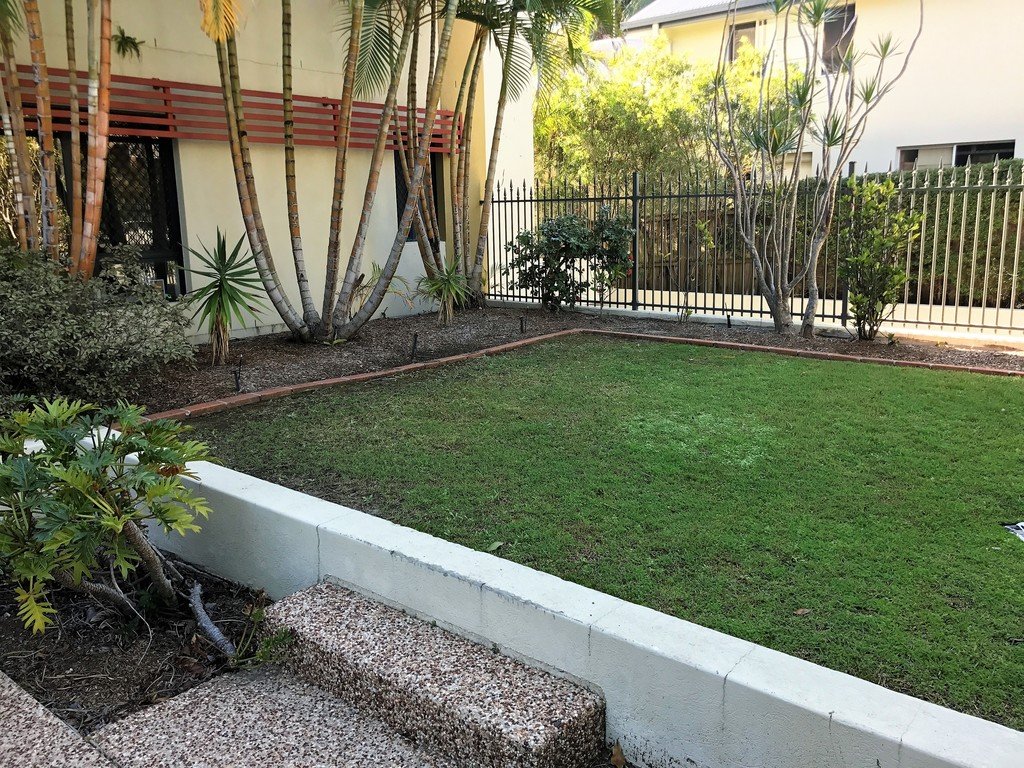 Unit 5 / 13-15 Stephens Street BURLEIGH HEADS 2