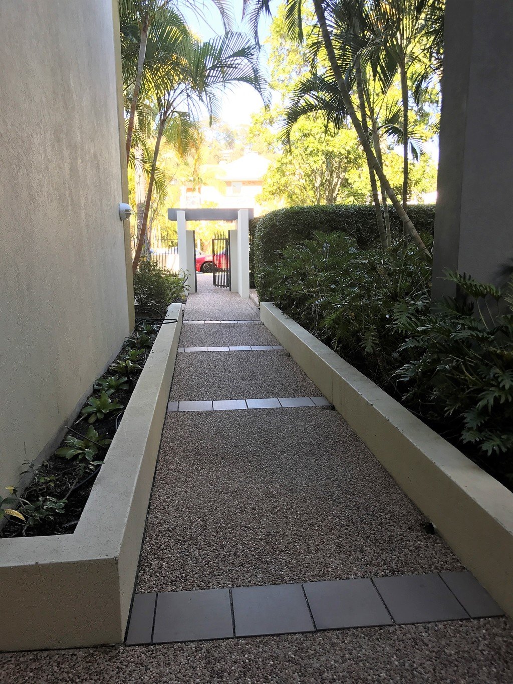 Unit 5 / 13-15 Stephens Street BURLEIGH HEADS 3