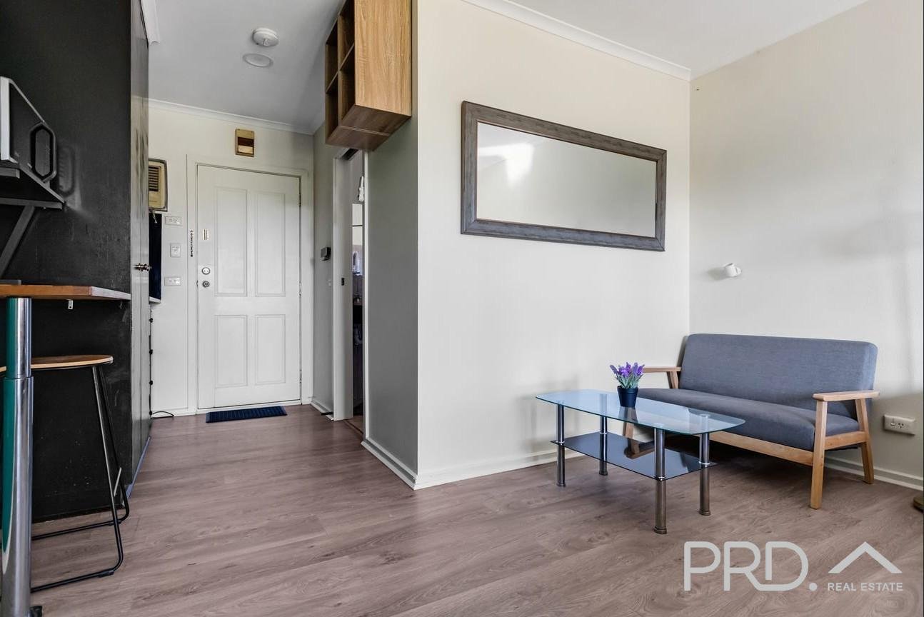 Unit 5, 133 Jacaranda Street RED CLIFFS 4