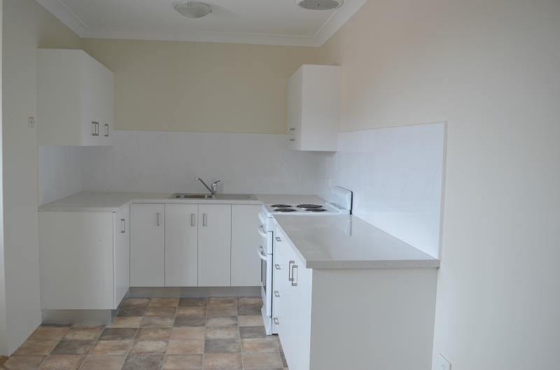 Unit 5/201 Lake Albert Road KOORINGAL 1