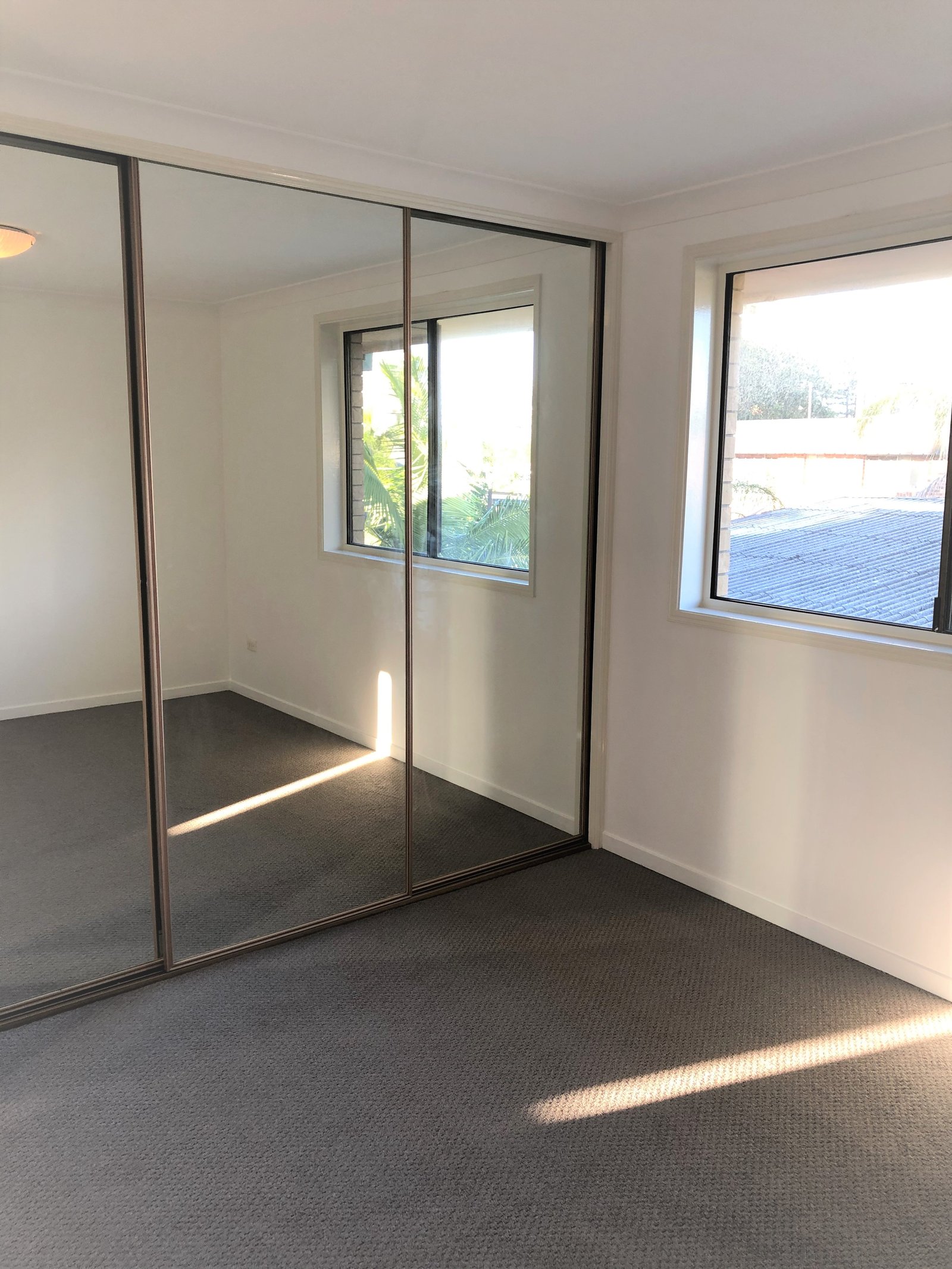 Unit 5/21 Second Avenue BROADBEACH 17