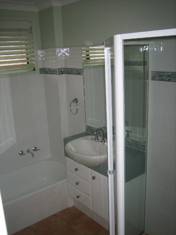 Unit 5/21 Second Avenue BROADBEACH 3