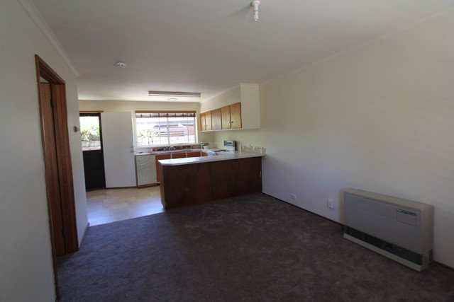 Unit 5/8 Regent Drive CANADIAN 2